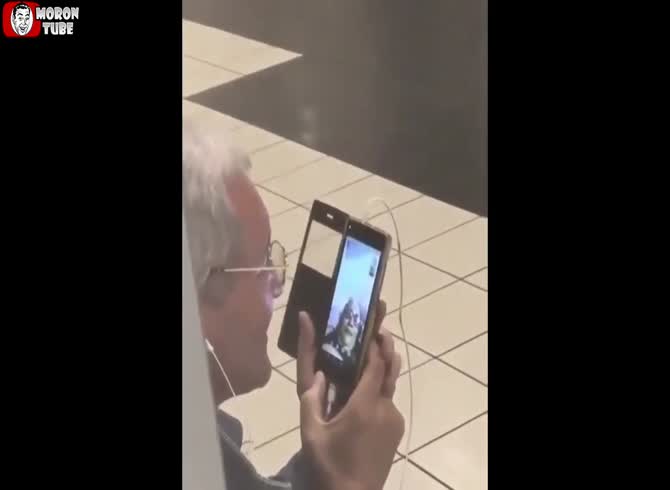 Video :Grandma's longing for Grandpa!